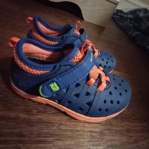 Toddler waterproof shoes